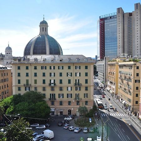 Affittacamere Buenos Ayres Genoa Bagian luar foto